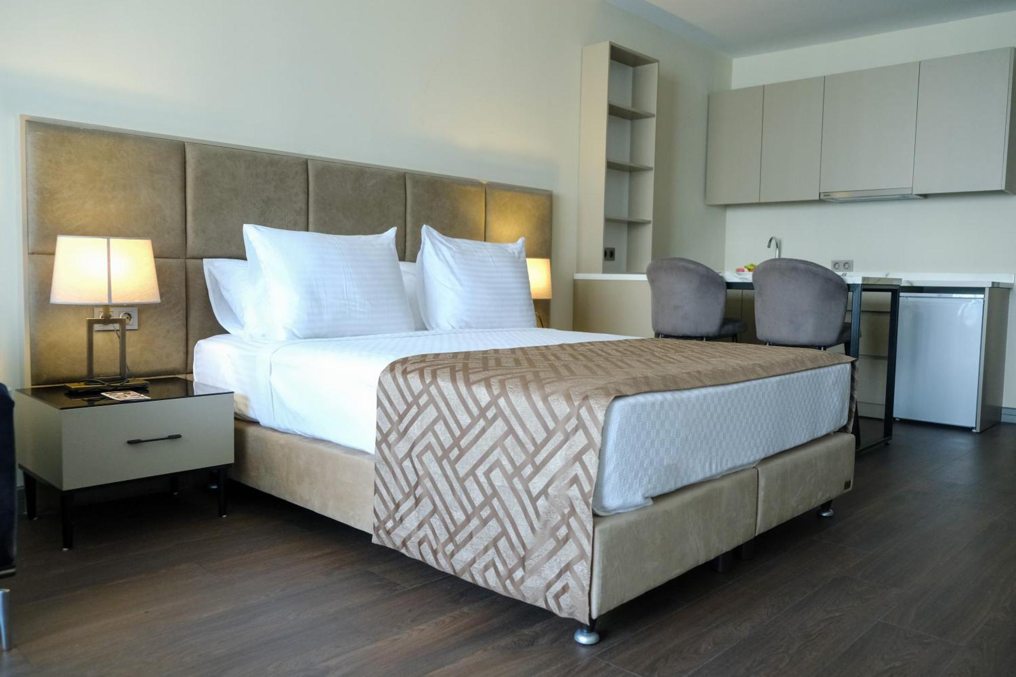 Alice Hotel Antalya Exteriör bild